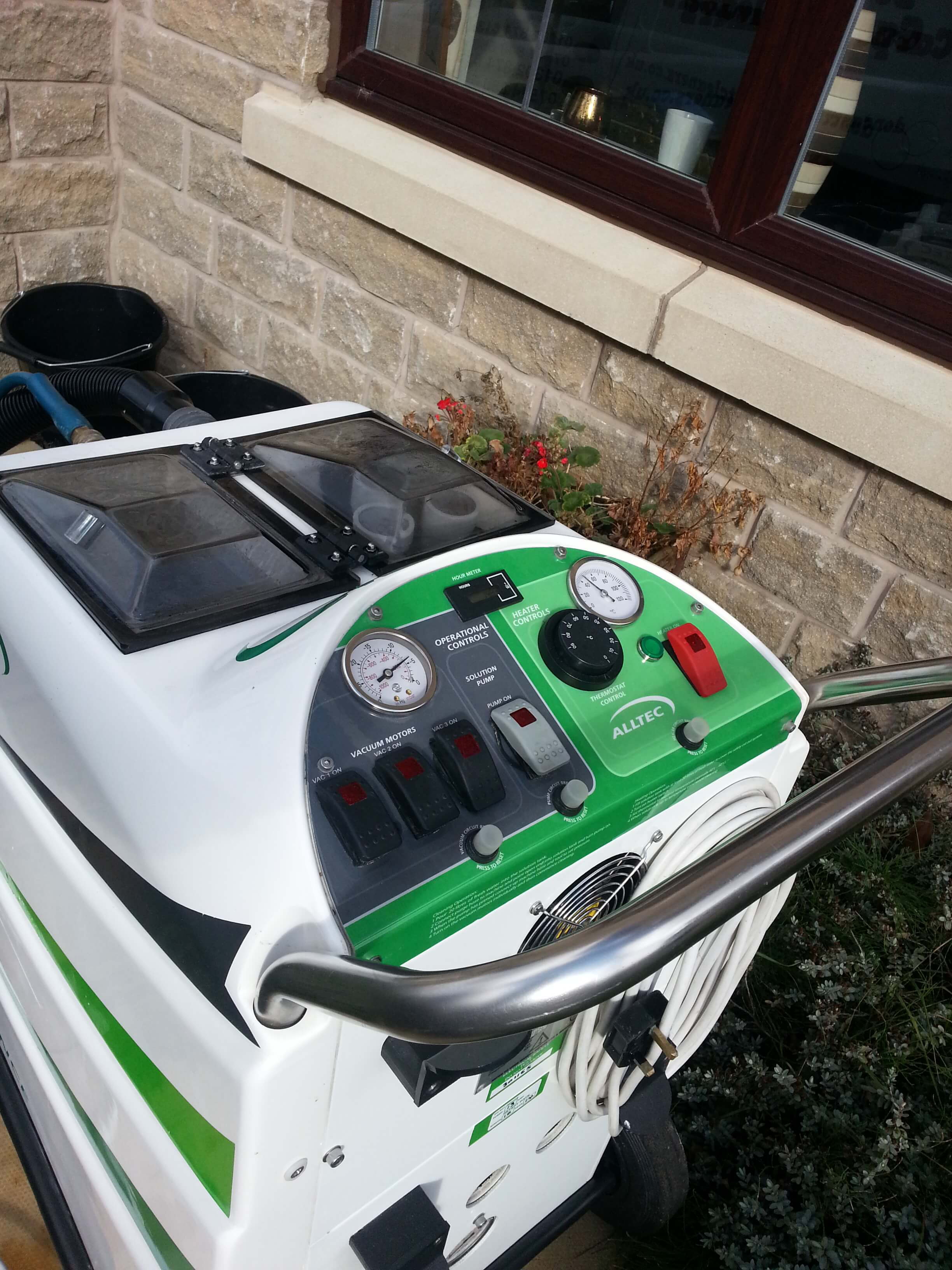 Contact Upholstery Cleaning Doncaster